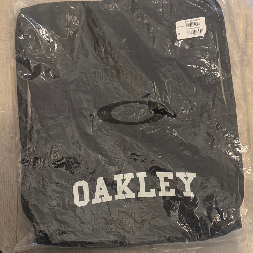 Oakley Black Drawstring Backpack - Picture 2 of 4